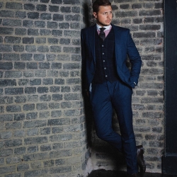 Антон Антон