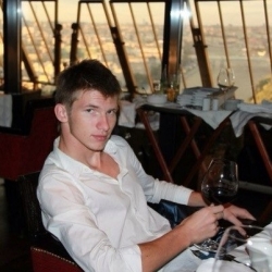 Колесников Лев