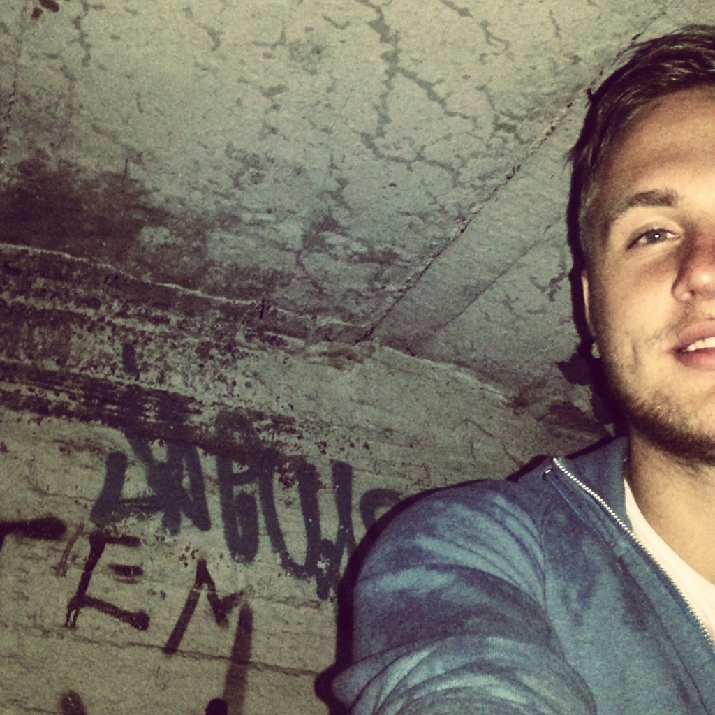 Андрей Романов Андрей Романов