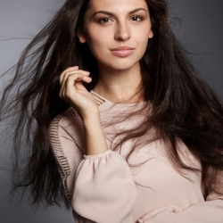 Фоминых Яна