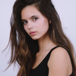 Полина Флусова 