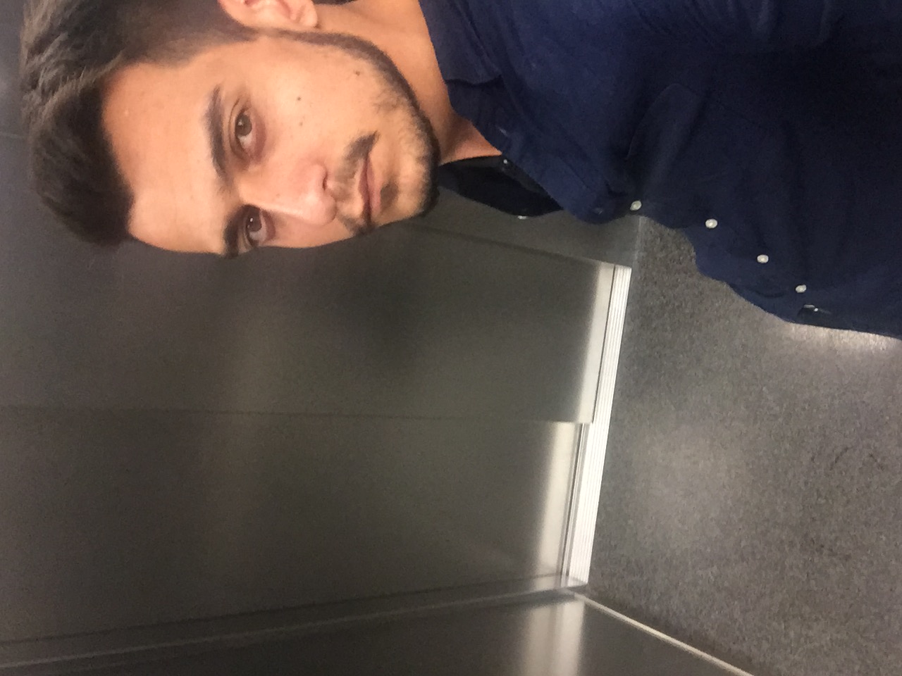 Ахоян Роберт 