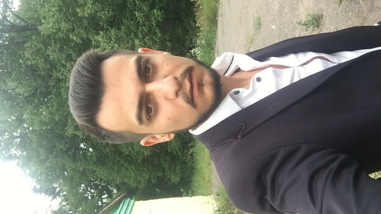 Ахоян Роберт 