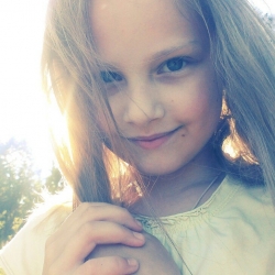 Костарева София