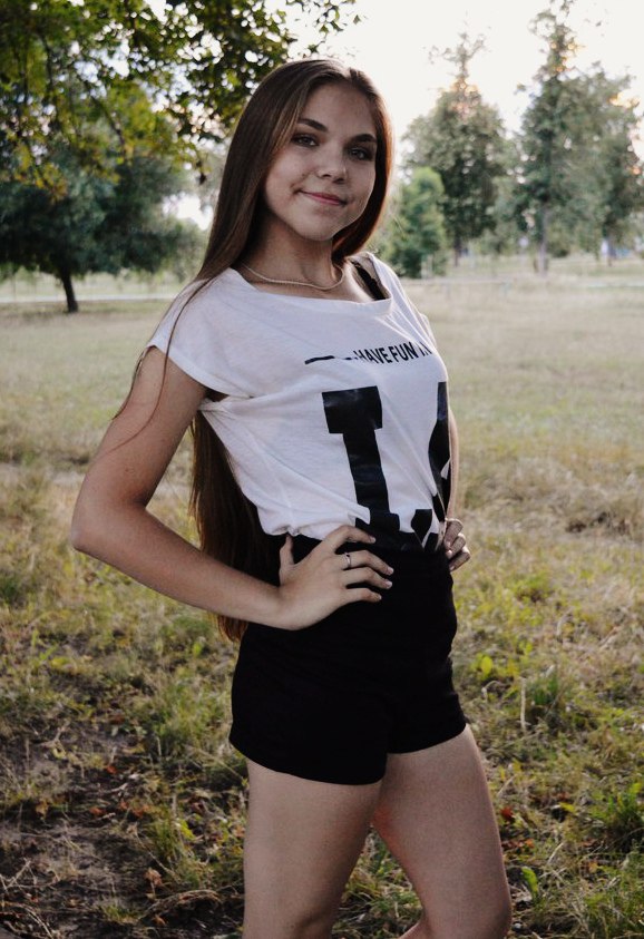 Фролова Виктория