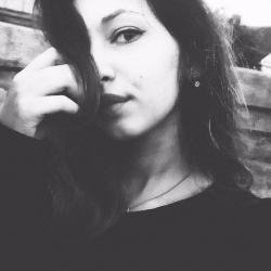 Иванова Есения Иванова Есения