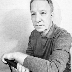 Емельянов Леонид Емельянов Леонид