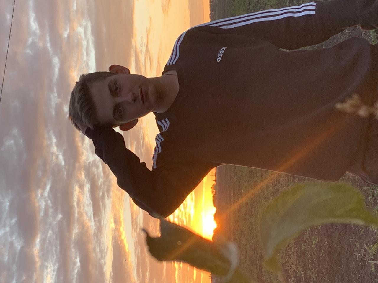 Дмитрий Гарькин