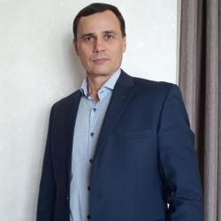 Александр Ветлугаев