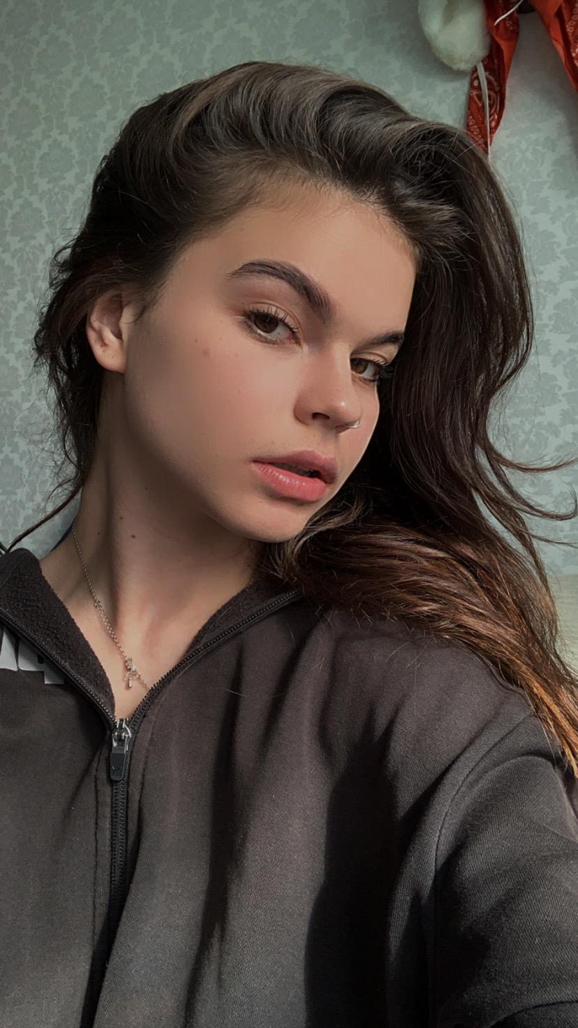 Виктория Жукова - 25 фото