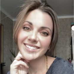 Мухина Амалия Оганесовна Мухина Амалия Оганесовна