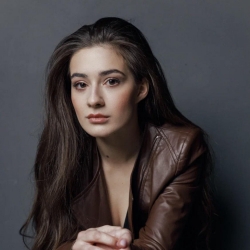 Ангелина Углова Ангелина Углова