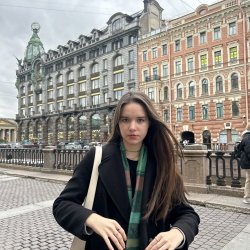 Крюкова Кристина