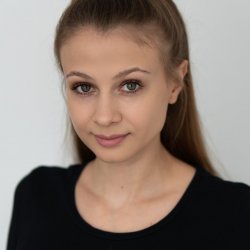 Самсонова Кристина