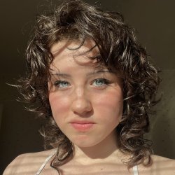 Михайлова Анна