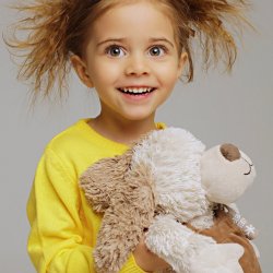 Мирза Николь