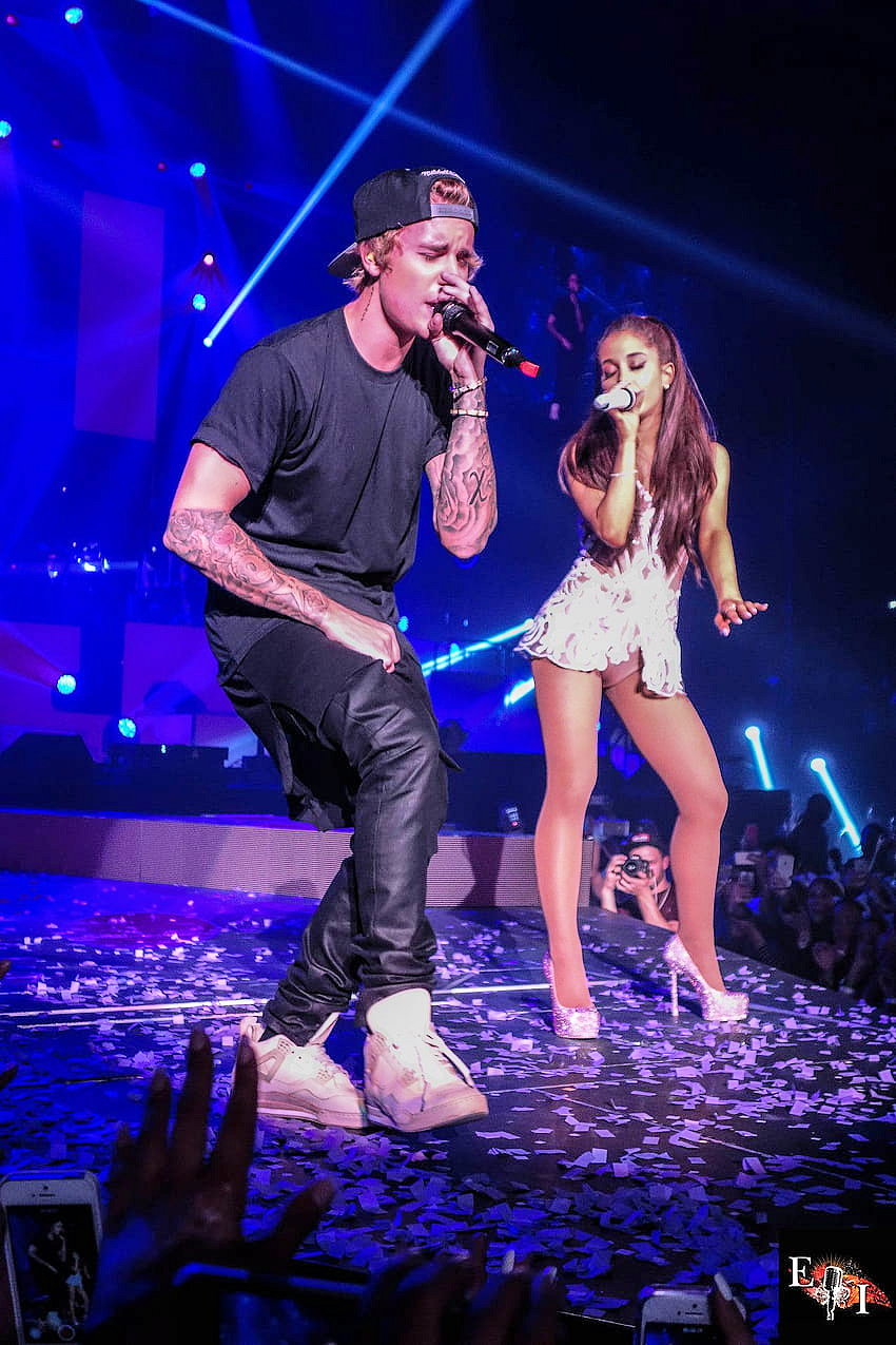 Начинающим певцам и певицам Старт-Ап вокальной карьеры.