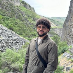 Думикян Гарик