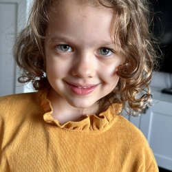 Колесникова Марика