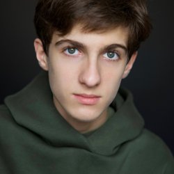 Артём Сарибеков