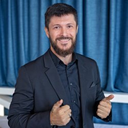 Дмитрий Шишкану