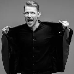 Кулаков Евгений 