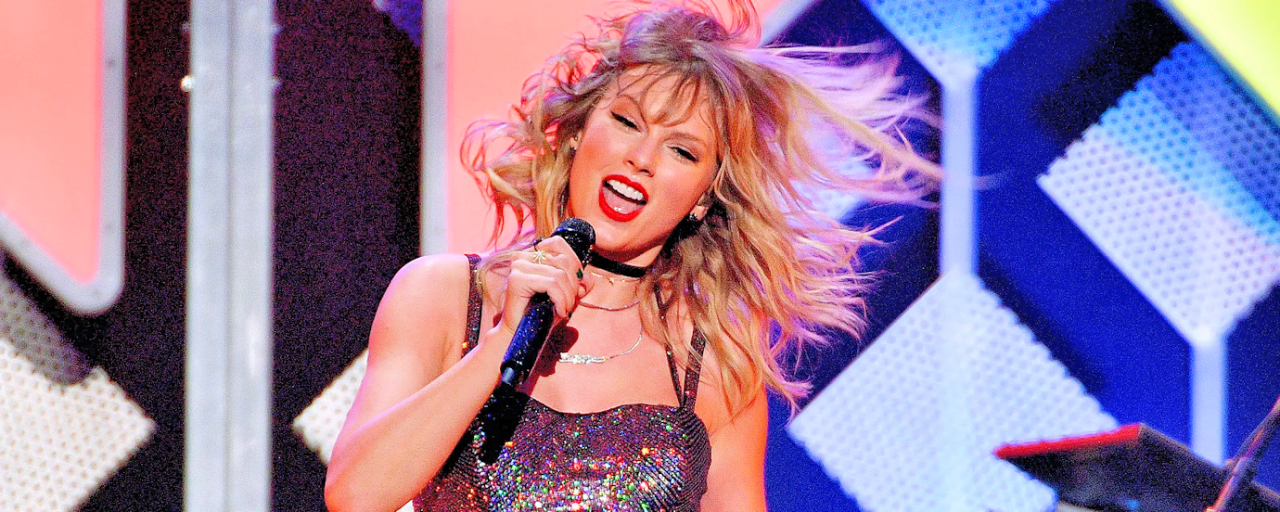 В звёздный Дуэт с известным композитором приглашается Певица ! Также на бэк вокал певицы на подпевки !