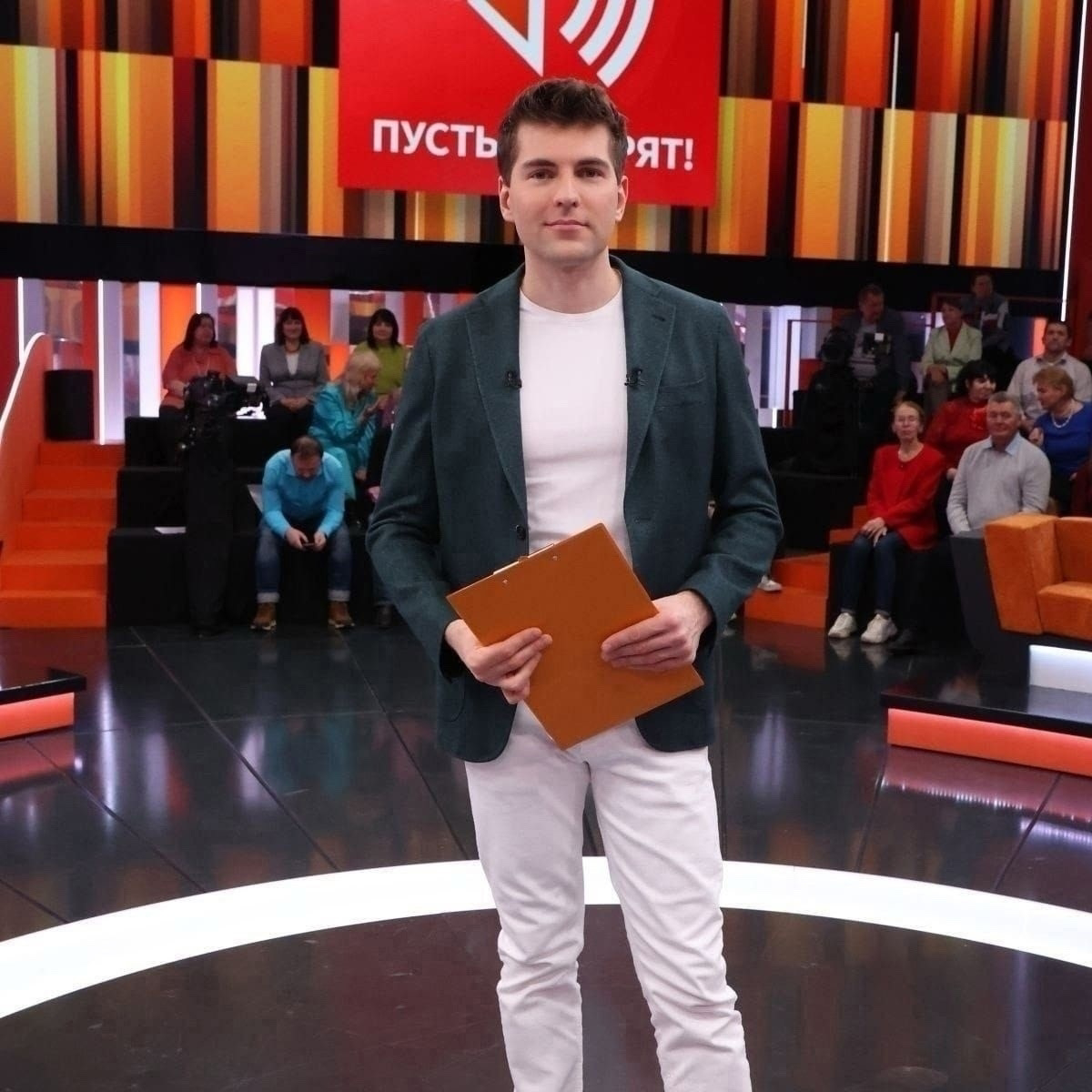 20 мая - зрители на шоу « Пусть говорят»